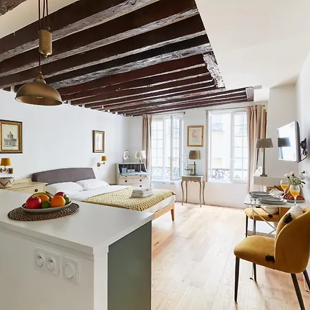 Bnbnova - Le Marais Apartmán